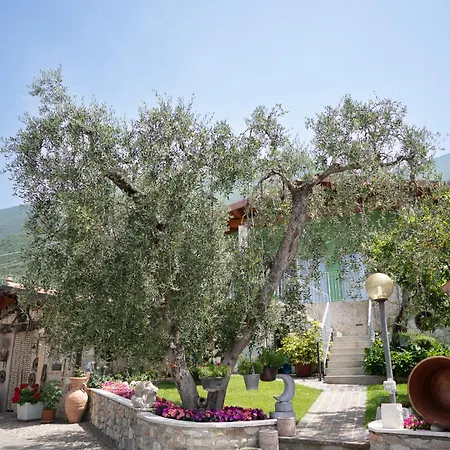 Сasa de vacaciones Ceccherini Rosa-viola Malcesine
