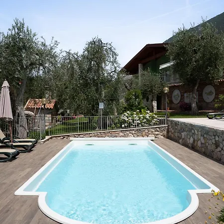 Holiday home Ceccherini Rosa-viola